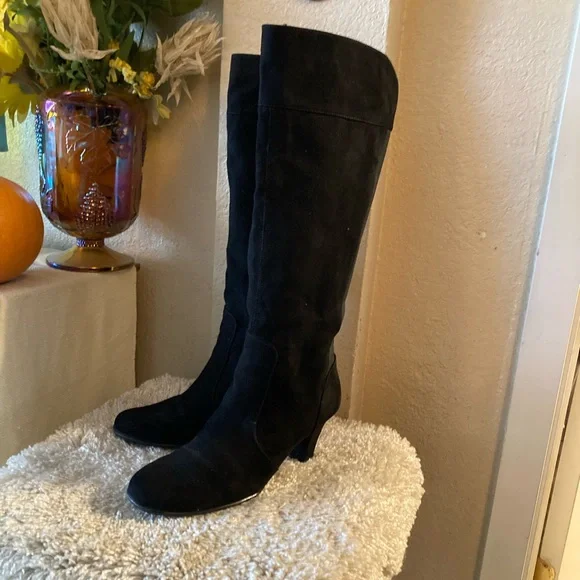 Black boots Womens size 10 - Picture 2 of 14